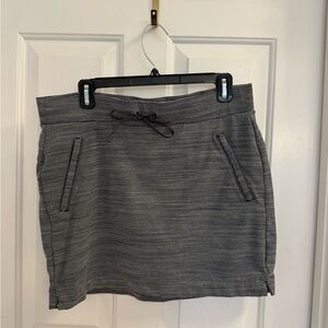 Athleta Striped Black Striped Skort with Pockets